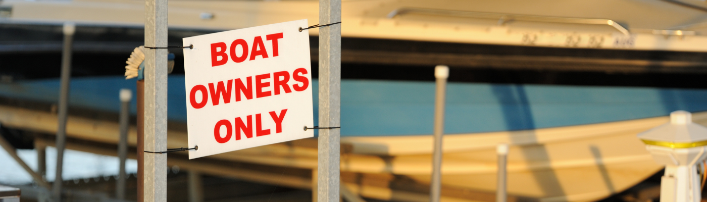 boat owners only sign